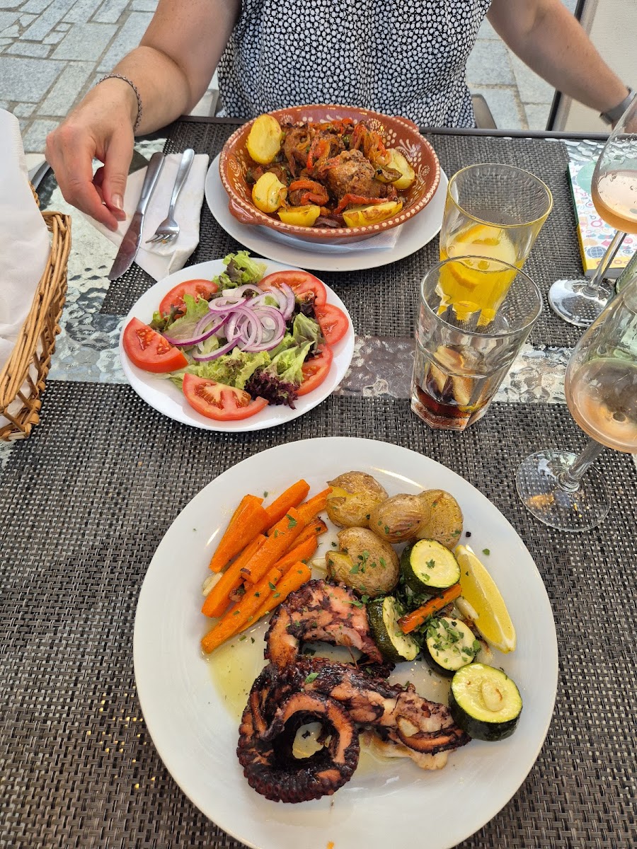 Restaurante Jardim Photos 2